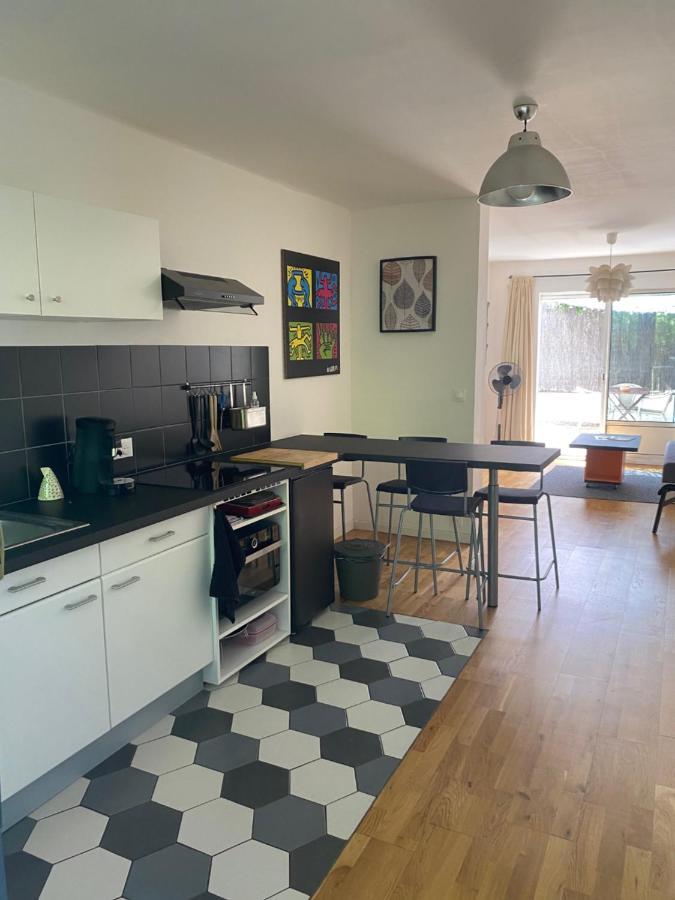 Grand Studio De 38M2 Et Cour Independante De 25M2 Dont Wifi Et Netflix Apartment Montpellier Exterior photo