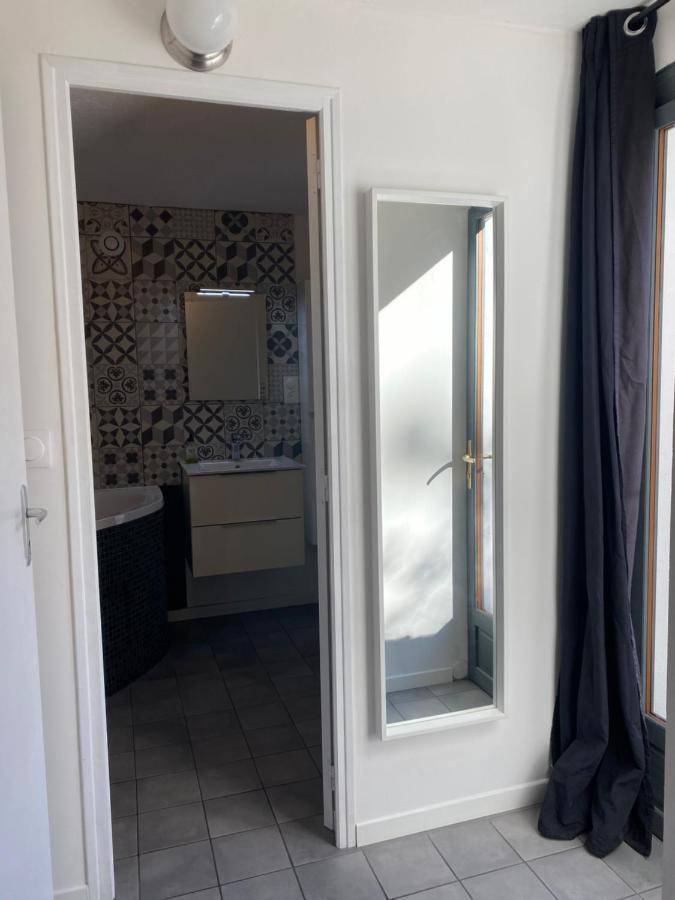 Grand Studio De 38M2 Et Cour Independante De 25M2 Dont Wifi Et Netflix Apartment Montpellier Exterior photo